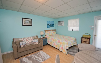 Pelican's Roost 11 9