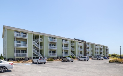 Pebble Beach A-202 3