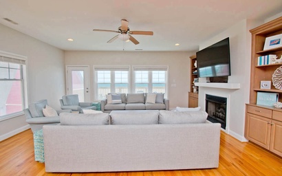 The Coastal Escape 7