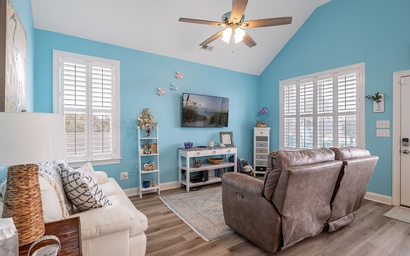 Molly's Beachside Cottage