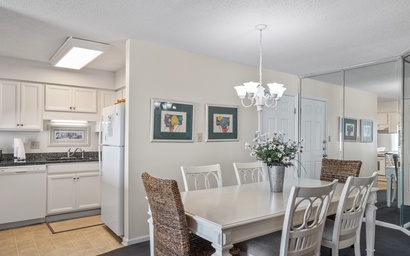 Pebble Beach A-304 5