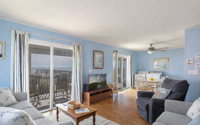 Sassy Seagull East 5