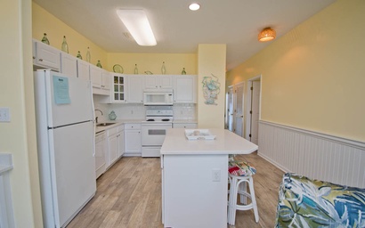 Pier Pointe West 3A2 8