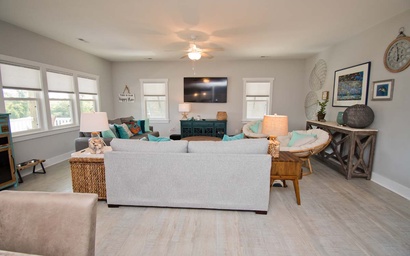 Bright Blue Willow 8