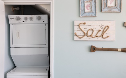 2 Seas the Day West 9