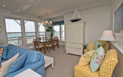 Pier Pointe 1B2 5