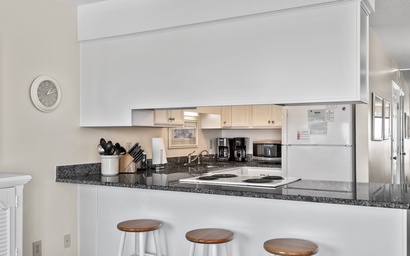 Pebble Beach A-304 6