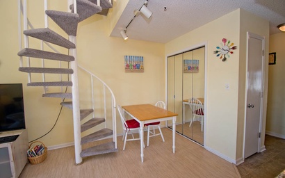 Pebble Beach F-205 8