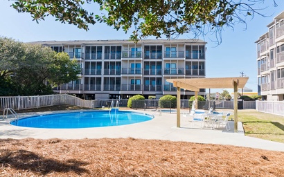 Island Beach Racquet Club 105B 2