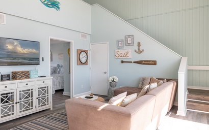 2 Seas the Day West 6