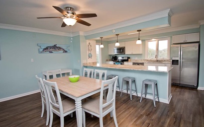 Colony By The Sea 101 7