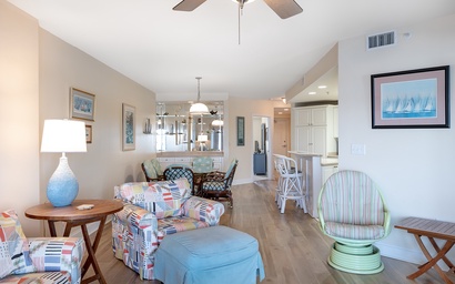 Olde Towne Yacht Club 215 5