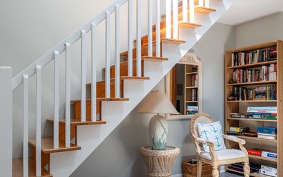 Seacluded Tree House 8