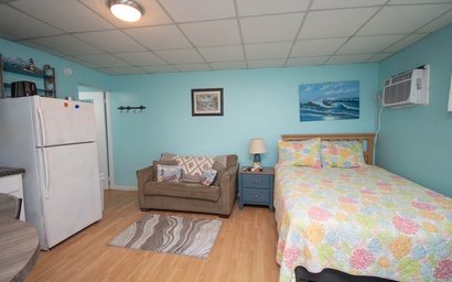 Pelican's Roost 11 8