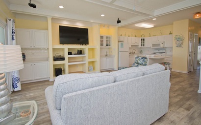 Pier Pointe West 3A2 7