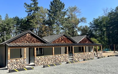 Rogue River Resort Cabin 2