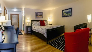 GS Lodge Room 2