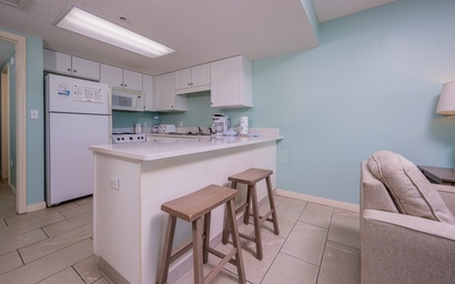 Phoenix All Suites Hotel 709 4