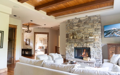 Antler Ridge Chateau 5