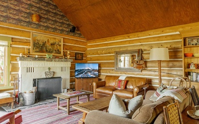 MDW Chief Joseph Rustic Log Home 3
