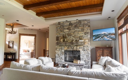 Antler Ridge Chateau 5