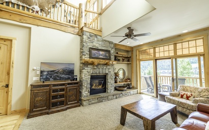 Elkhorn Mountain Retreat 2
