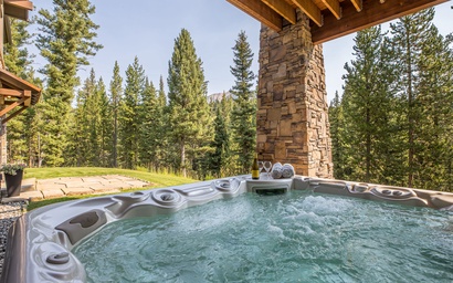 Antler Ridge Chateau 2