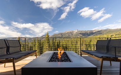 Jack Creek Modern Mountain Retreat 3