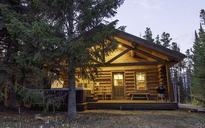 Stirrup Summit Cabin