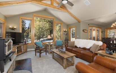 MDW Sleeping Bear Lodge 4