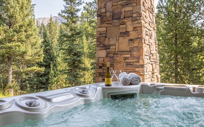 Antler Ridge Chateau 2
