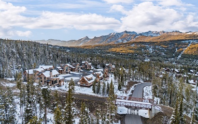 Homestead Chalet | Alpine Haven 3