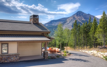 MVC 25 Swift Bear Chalet 4