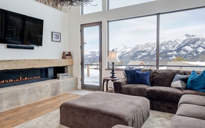 Silvertip Cabin 4 Silver Peaks 5