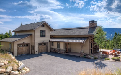 MVC 25 Swift Bear Chalet