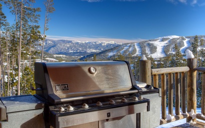 Rustic Ridge Retreat 4