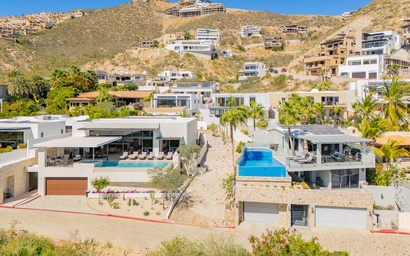 Villa Nazar and Villa Persia 2