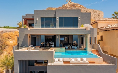 Maison de Cortes and Mantea Casa Cabo 7