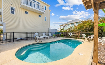 Beach, Love & Happiness 4