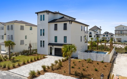Featured Property Fins With Benefits