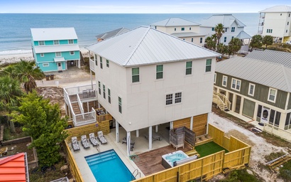 Featured Property Saltwater + Sunsets