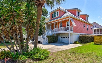 Joan and Eddie's Beach Retreat 3