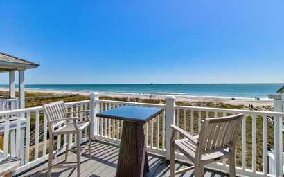 William & Mary 32A: Hitch Hideaway 2