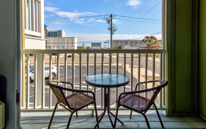 Driftwood Villa 101 2