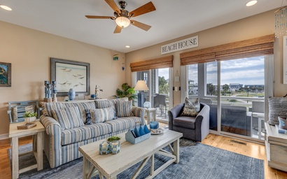 Lakefront Paradise 4