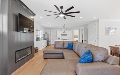 OB502: Ocean Blvd Retreat at the Beach 5