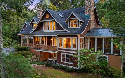 Featured Property Mountain Creek Lodge