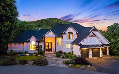 Featured Property Blue Sky Manor