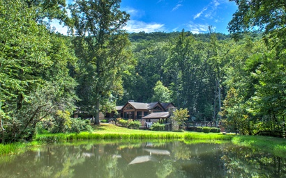 Cool Stream Lodge