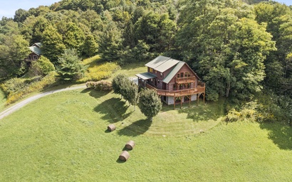 Rustic Paradise w/ Breathtaking Mountain Views!